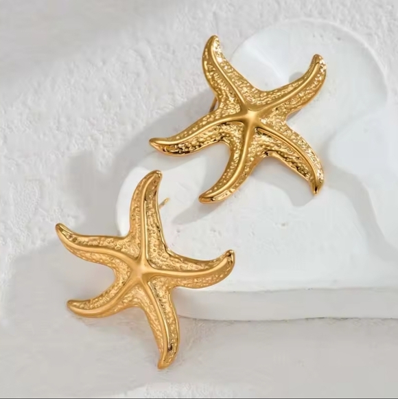 Golden Starfish Earrings - Picture 8 of 9